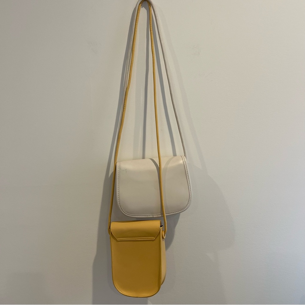 Two crossbody purses - Picture 4 of 9